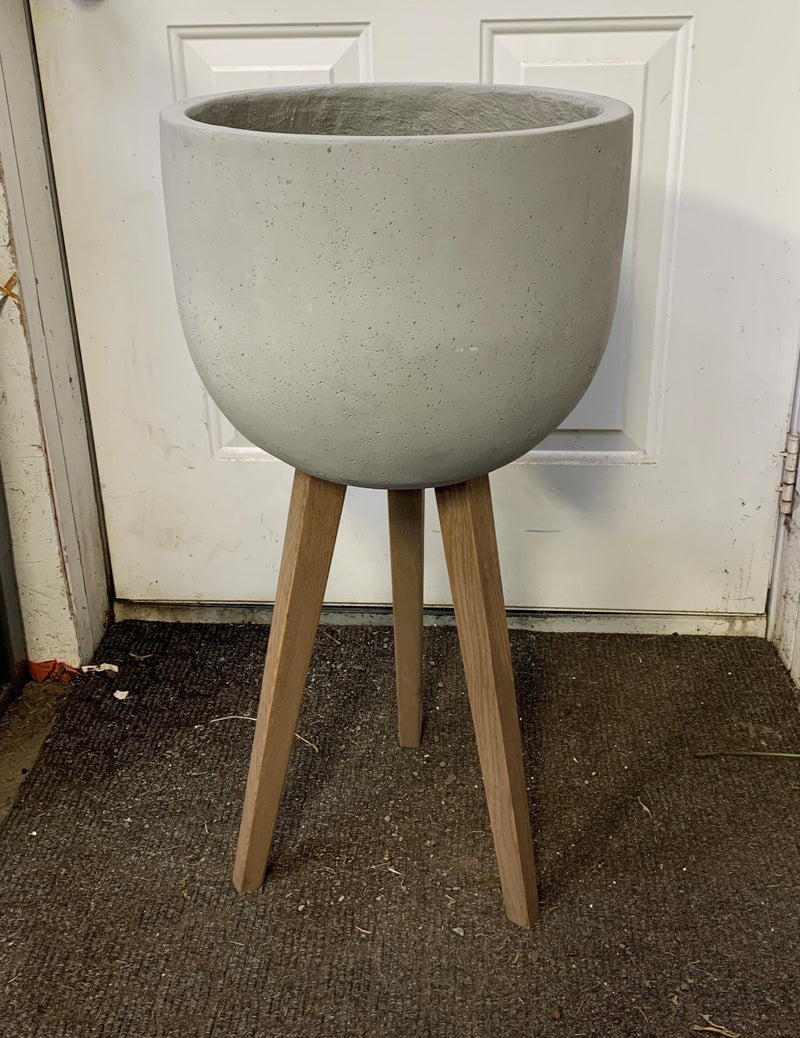 Cement Pot with Leg Stand